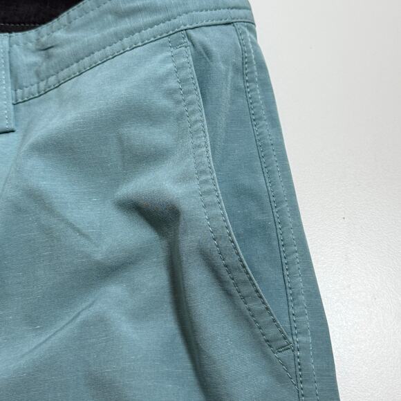 7 Diamonds Shorts Mens Size 32 Lightweight Polyester Stretch Preppy Golf - Picture 9 of 9